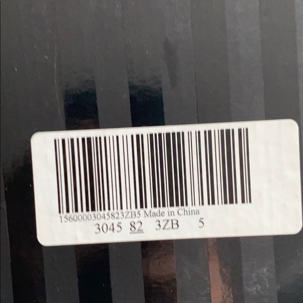Shoes - Picture 5 of 5